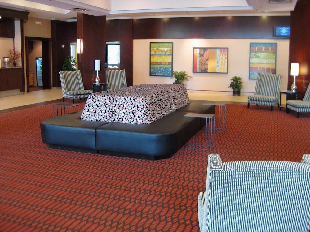 Sheraton Grand Rapids Airport Hotel Cascade Екстериор снимка