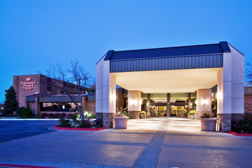 Sheraton Grand Rapids Airport Hotel Cascade Екстериор снимка